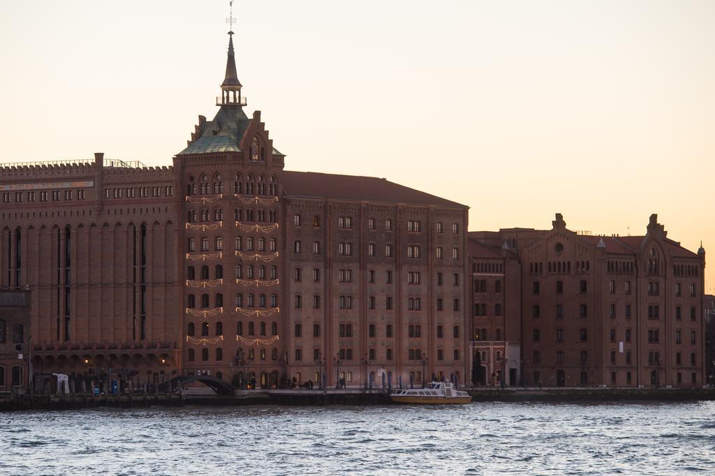 Апартаменты Residenza Giudecca Molino Stucky Венеция Номер фото